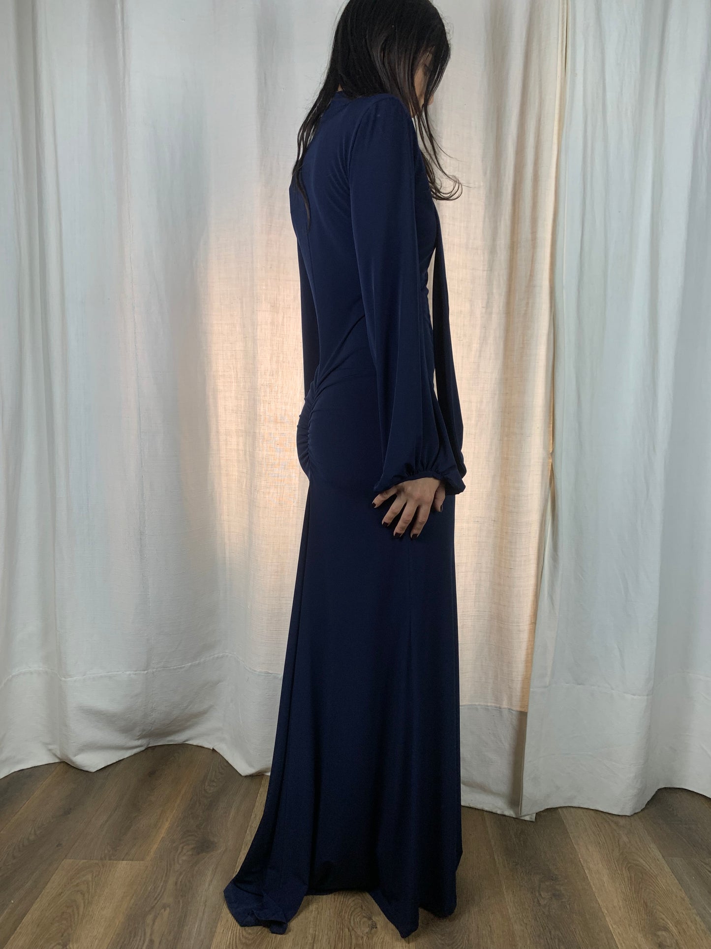 Abito a sirena blu navy