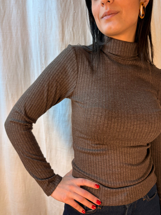 collo alto costine marrone