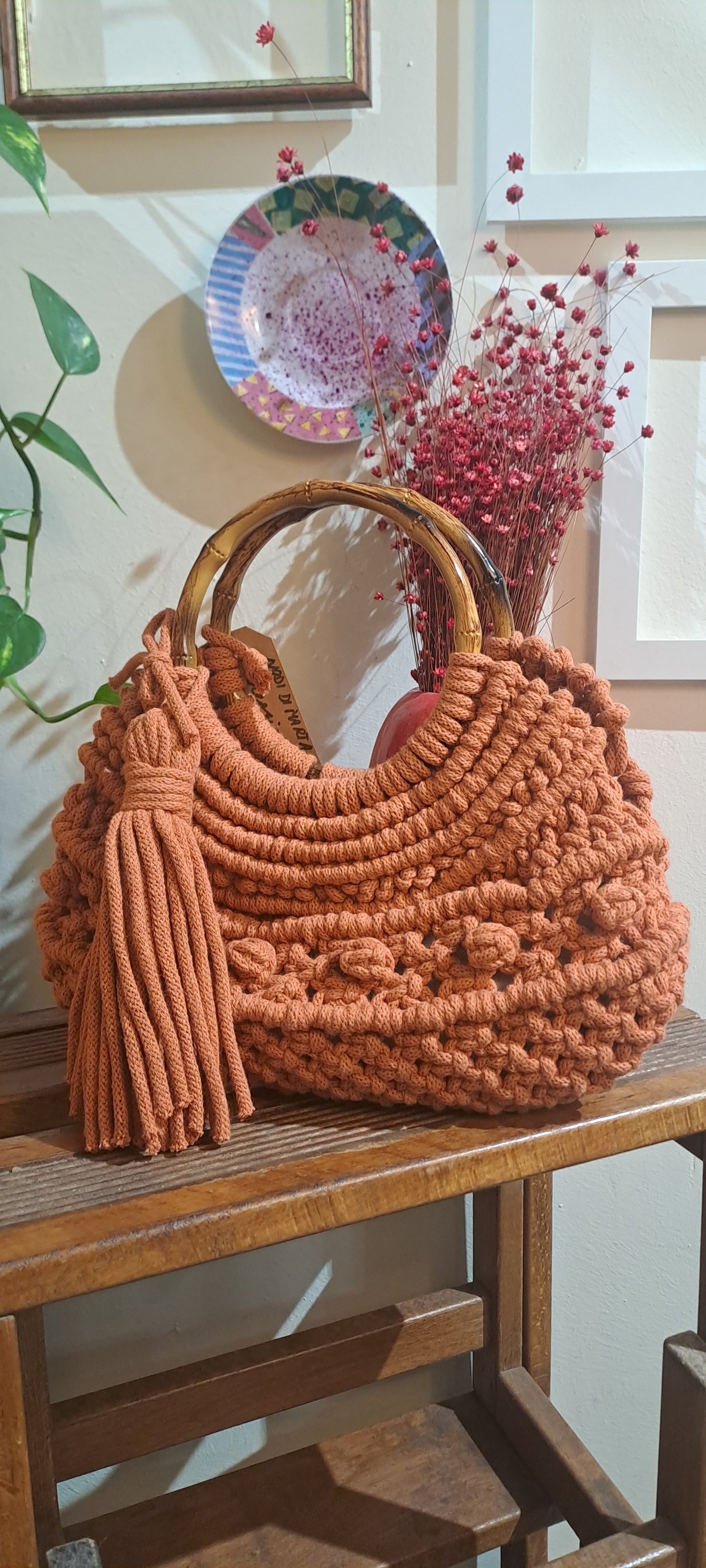 Borsa in macramè anello legno