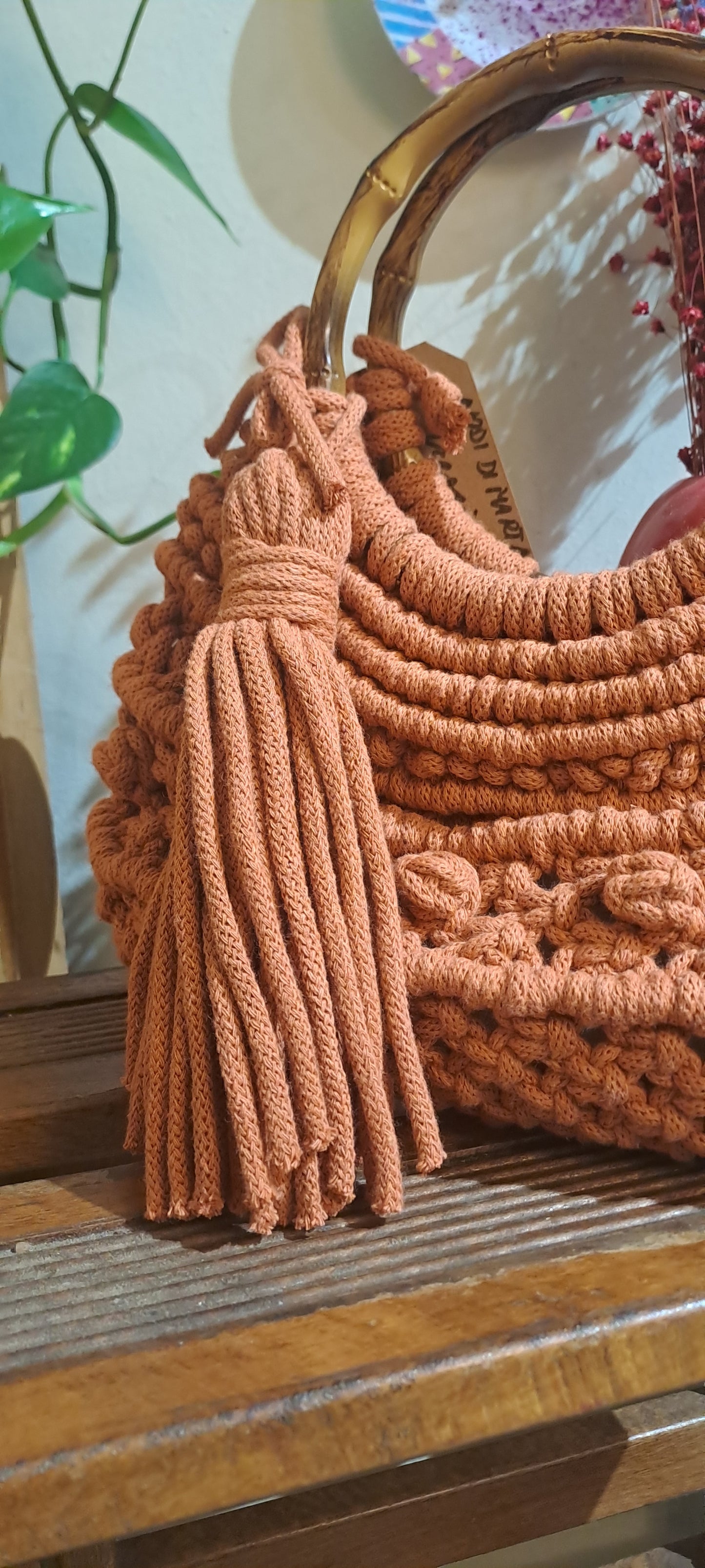 Borsa in macramè anello legno