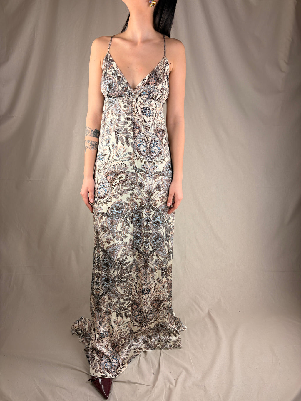 Robe en satin de viscose imprimé