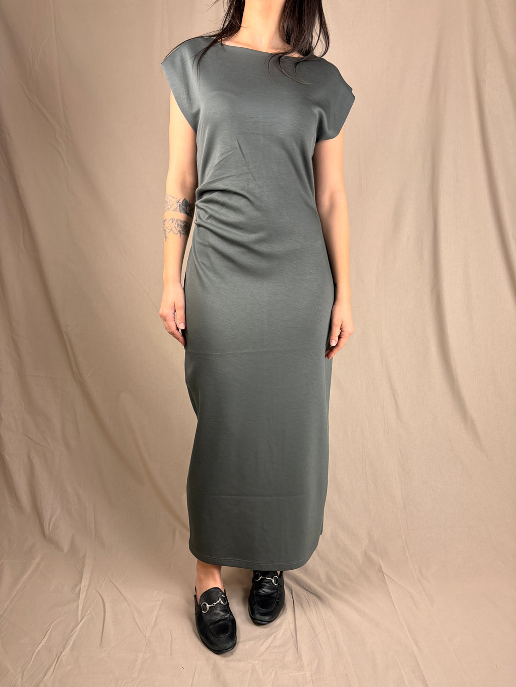 Robe fourreau style kimono anthracite