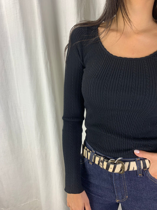 Maglia a costine nera