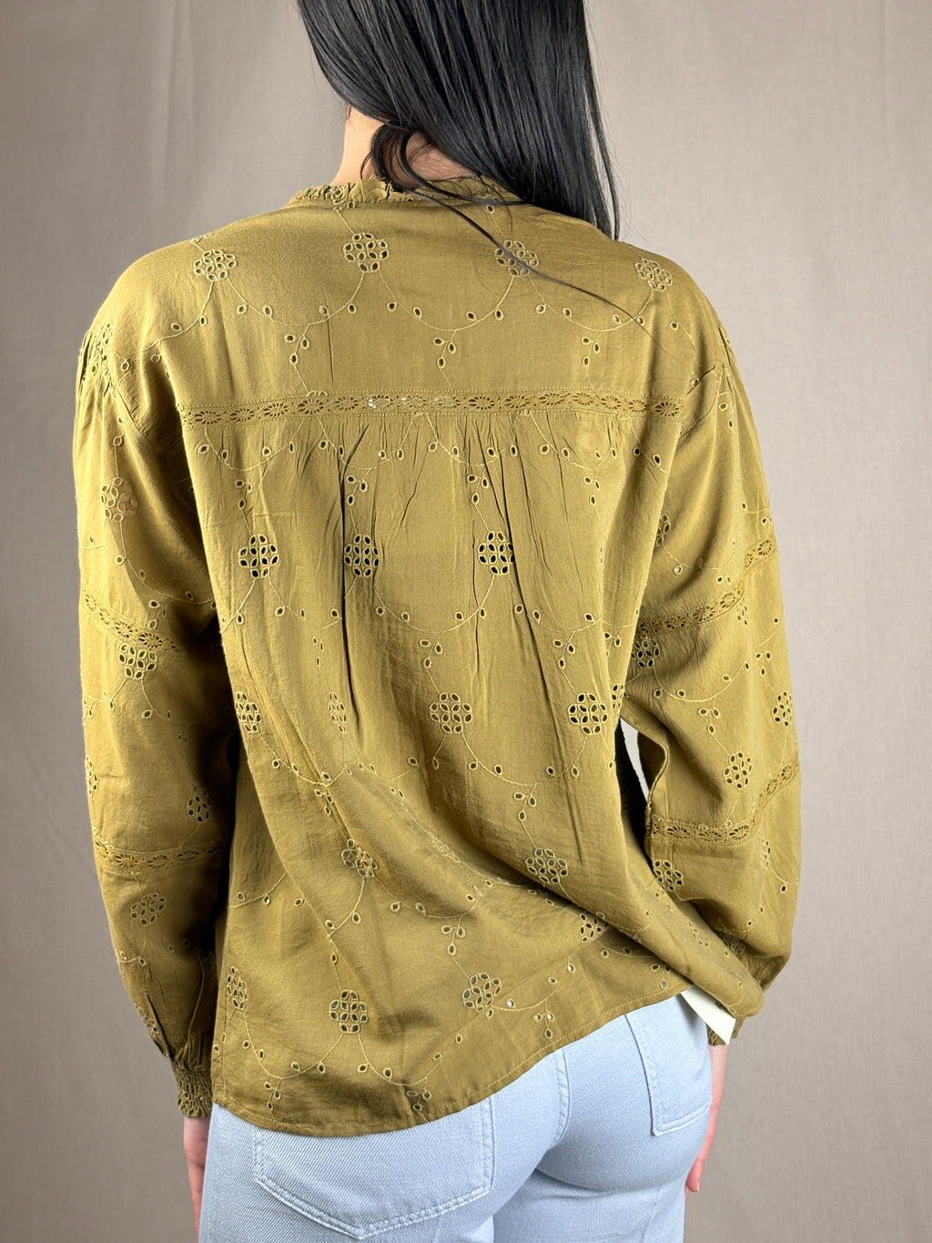 Camicia ricami san gallo olio