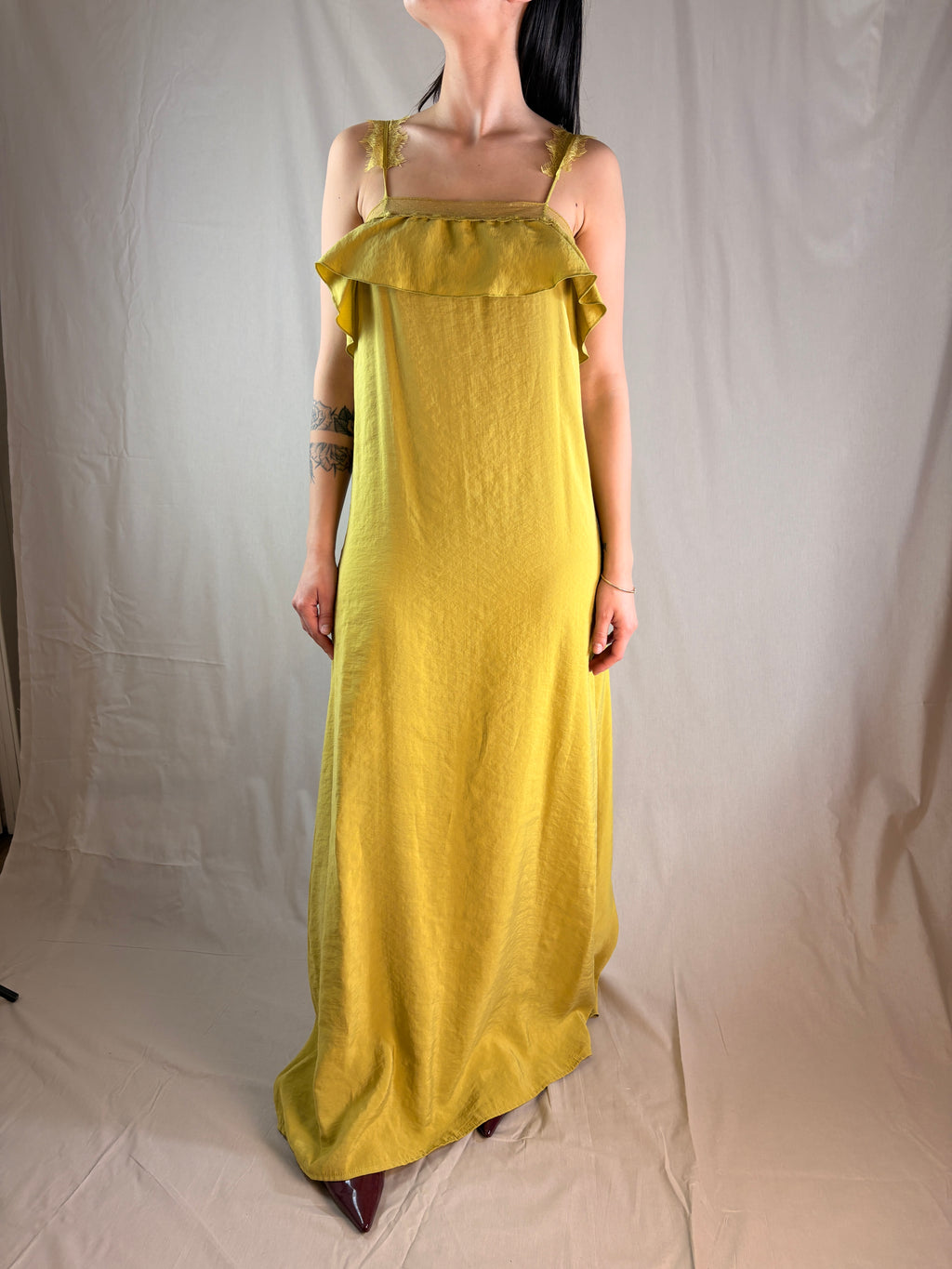 Robe moutarde et vert anis pour cérémonie
