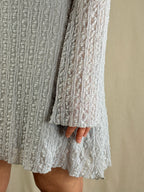 Abito corto in maglia di pizzo
