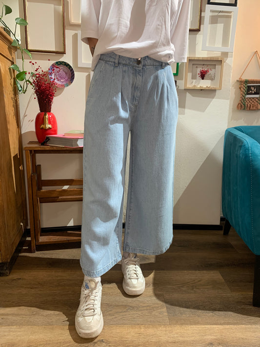 Jeans Chiari alla caviglia