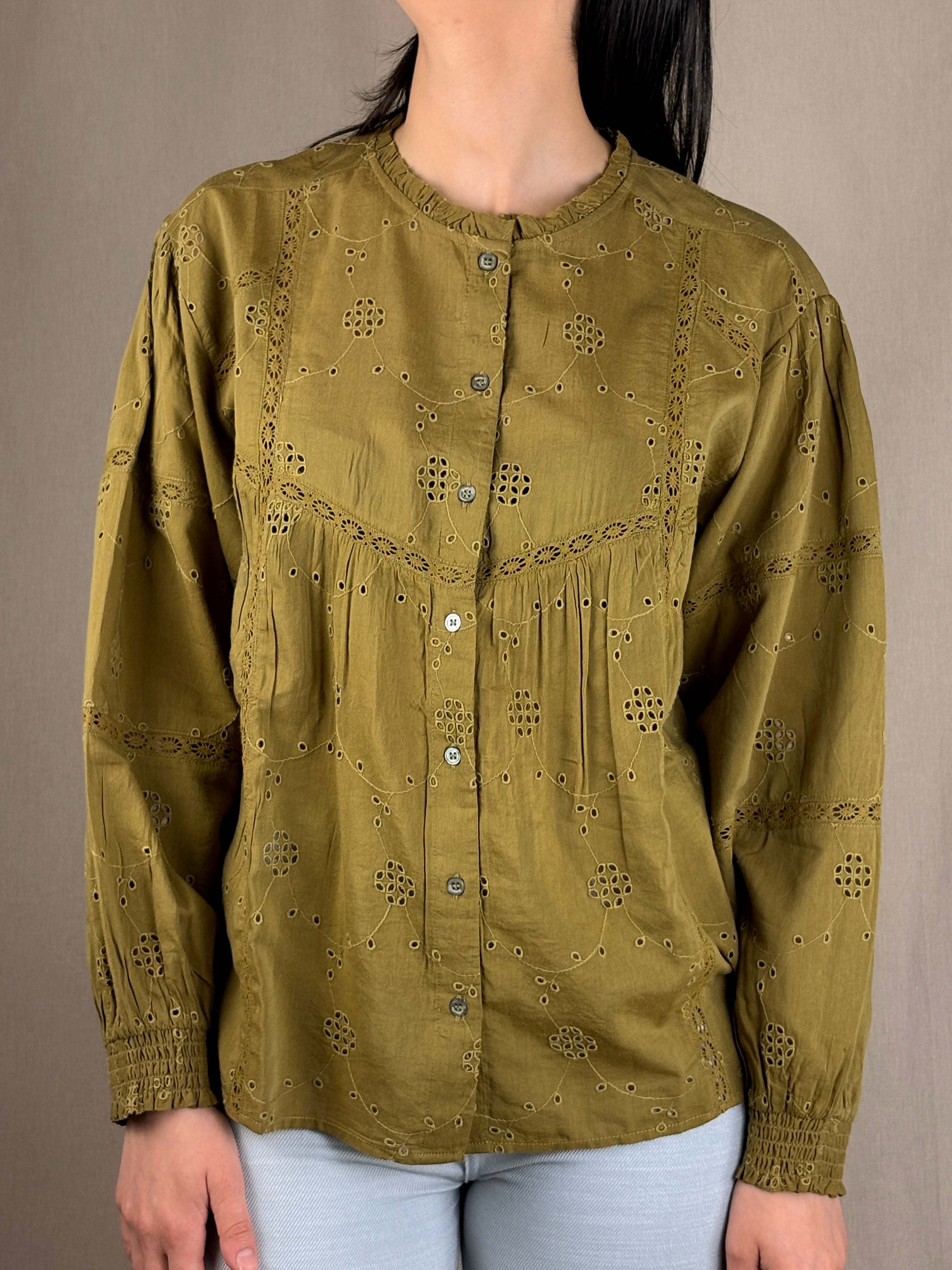 Camicia ricami san gallo olio