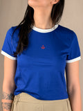 T-shirt crop bluette e bianca