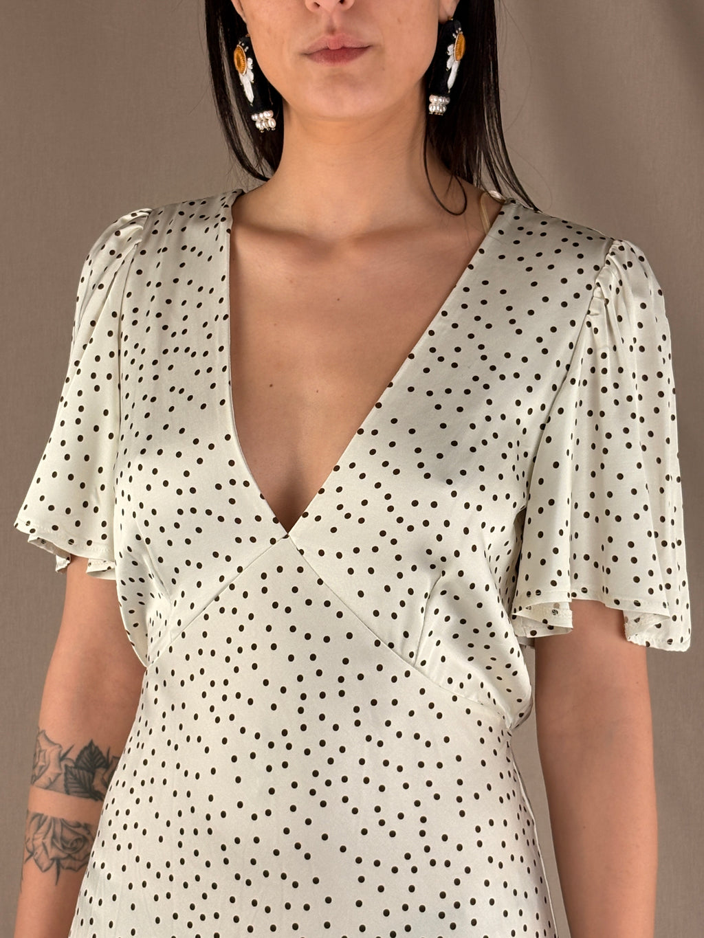 Robe à pois chocolat fond ivoire