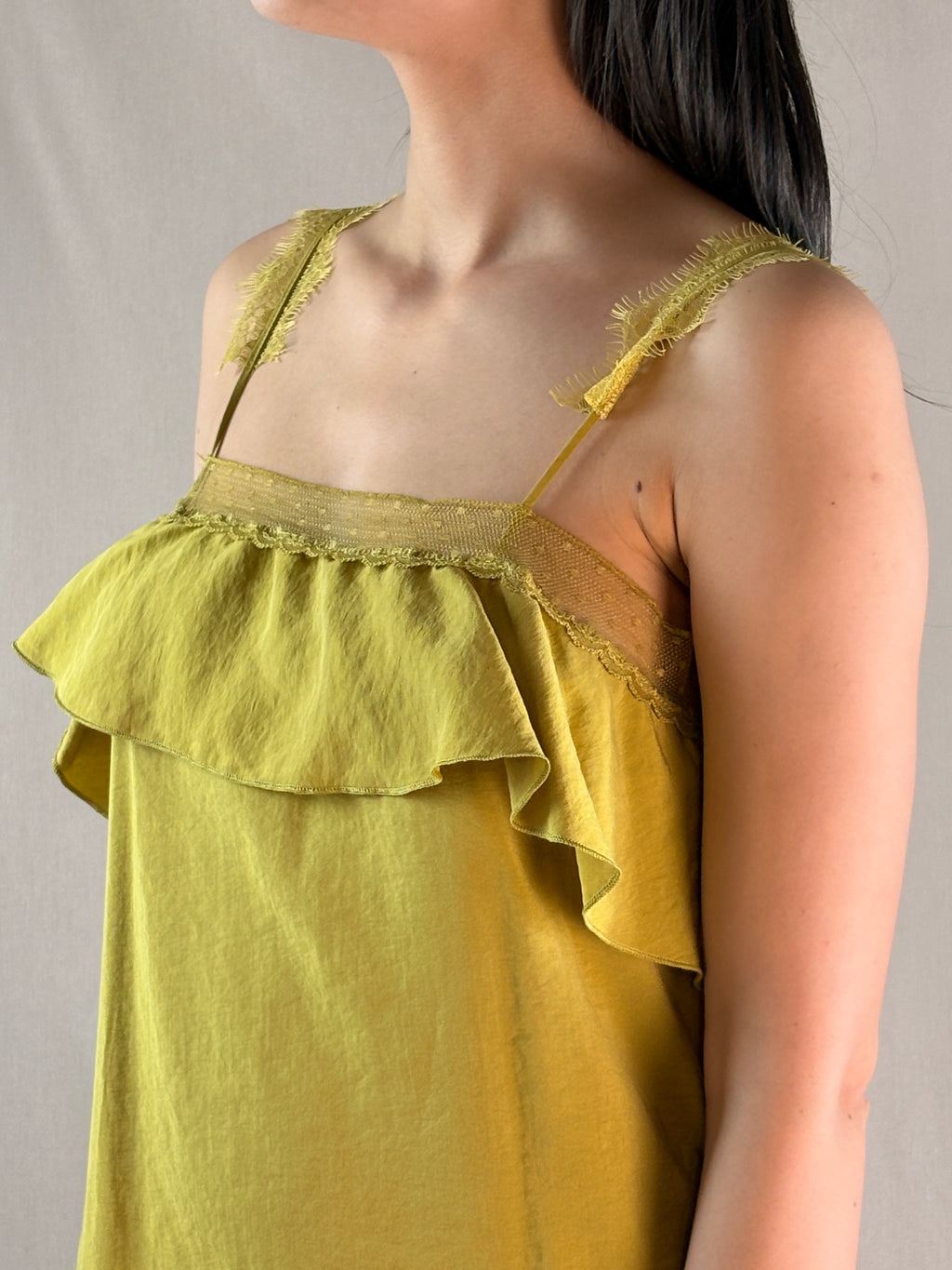 Robe moutarde et vert anis pour cérémonie