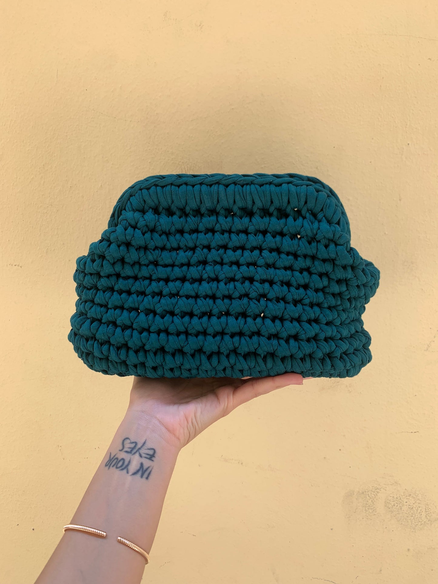 Clutch in maglia
