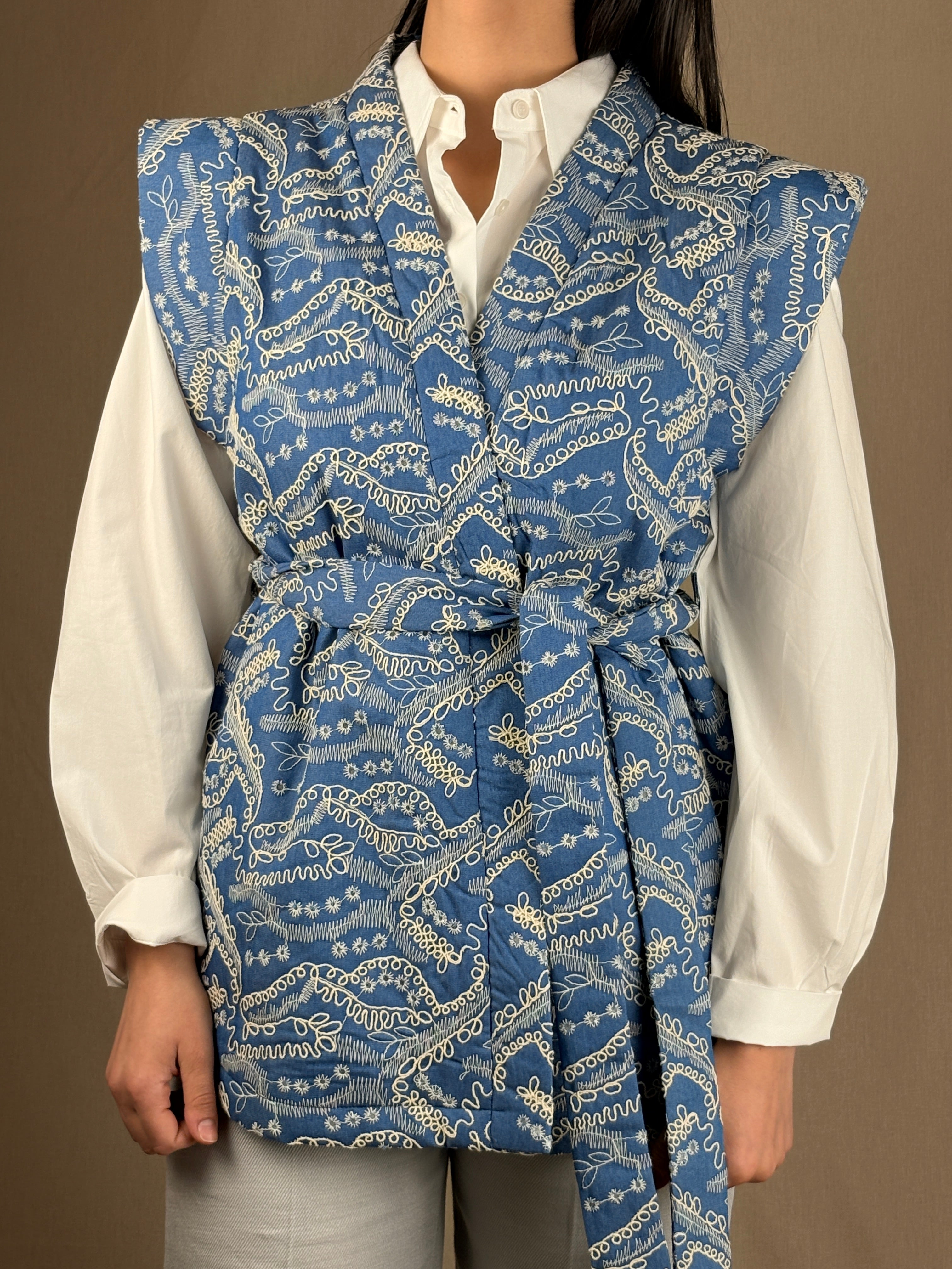 Gilet in Denim con Ricami