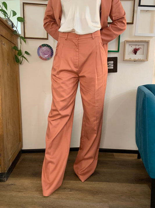 Pantalone pieghe color rosa antico