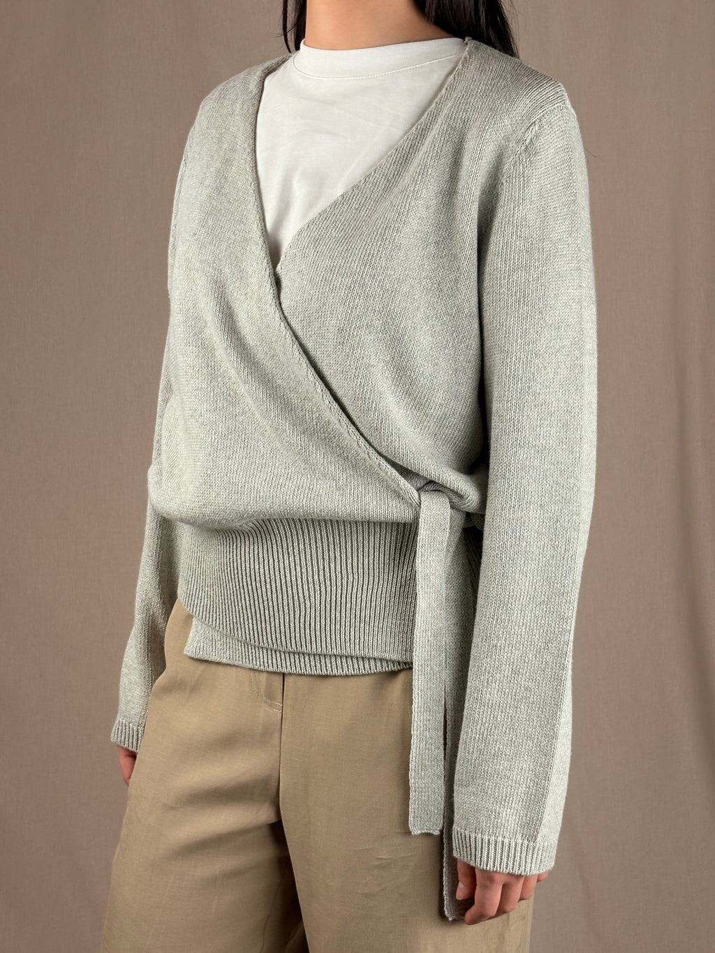 Cardigan a portafoglio grigio