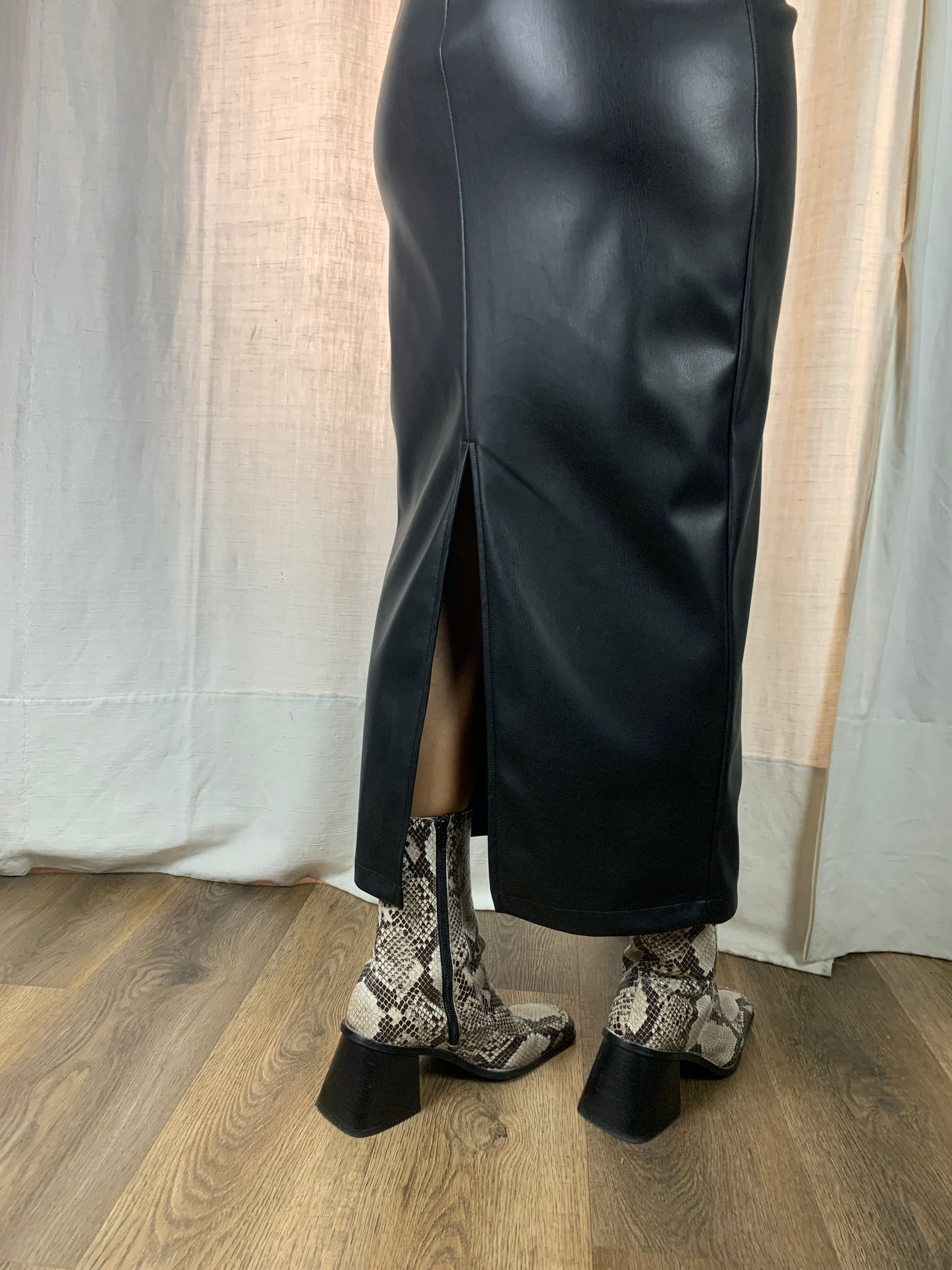 Abito ecopelle black