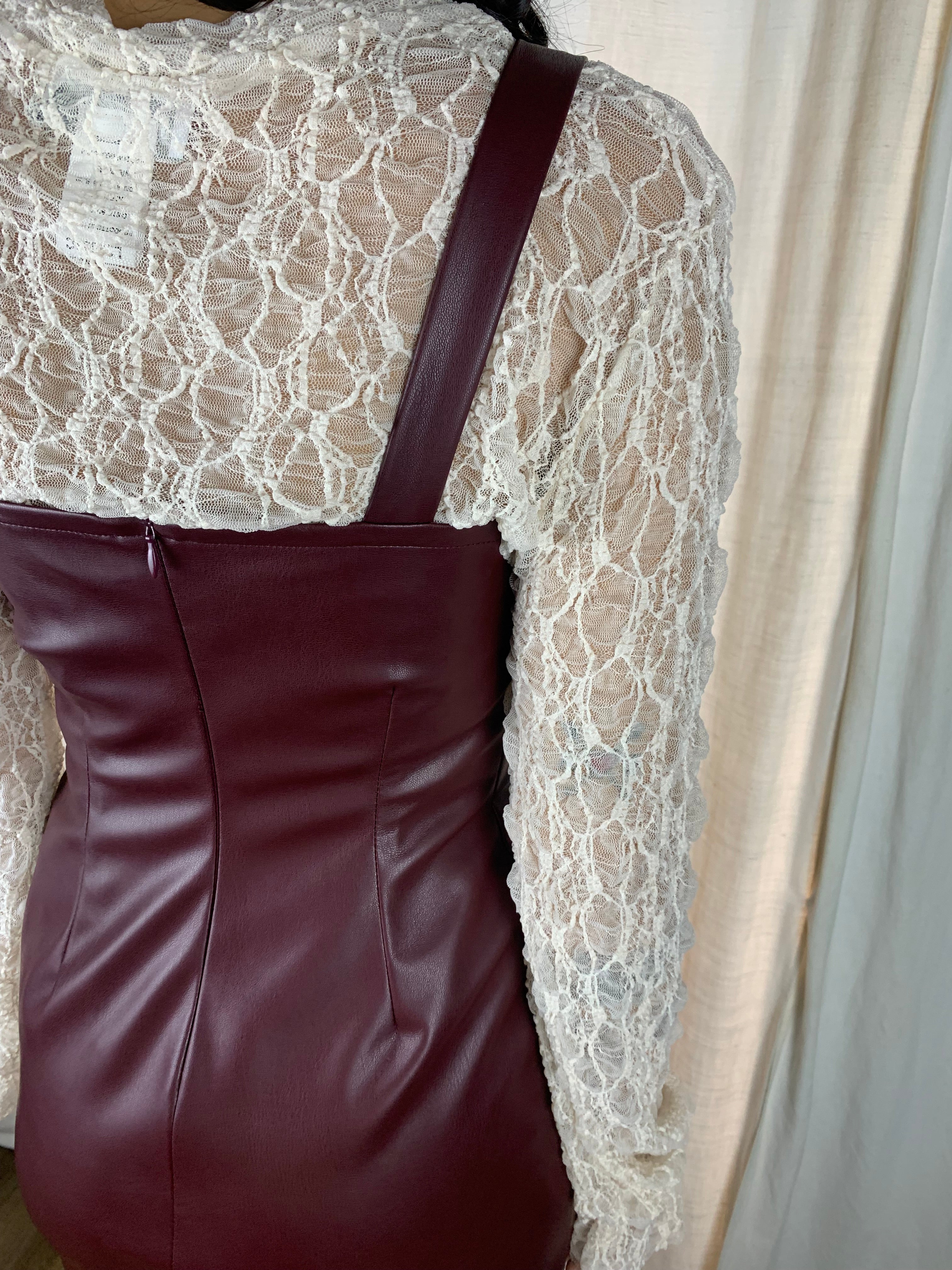 Abito ecopelle bordeux