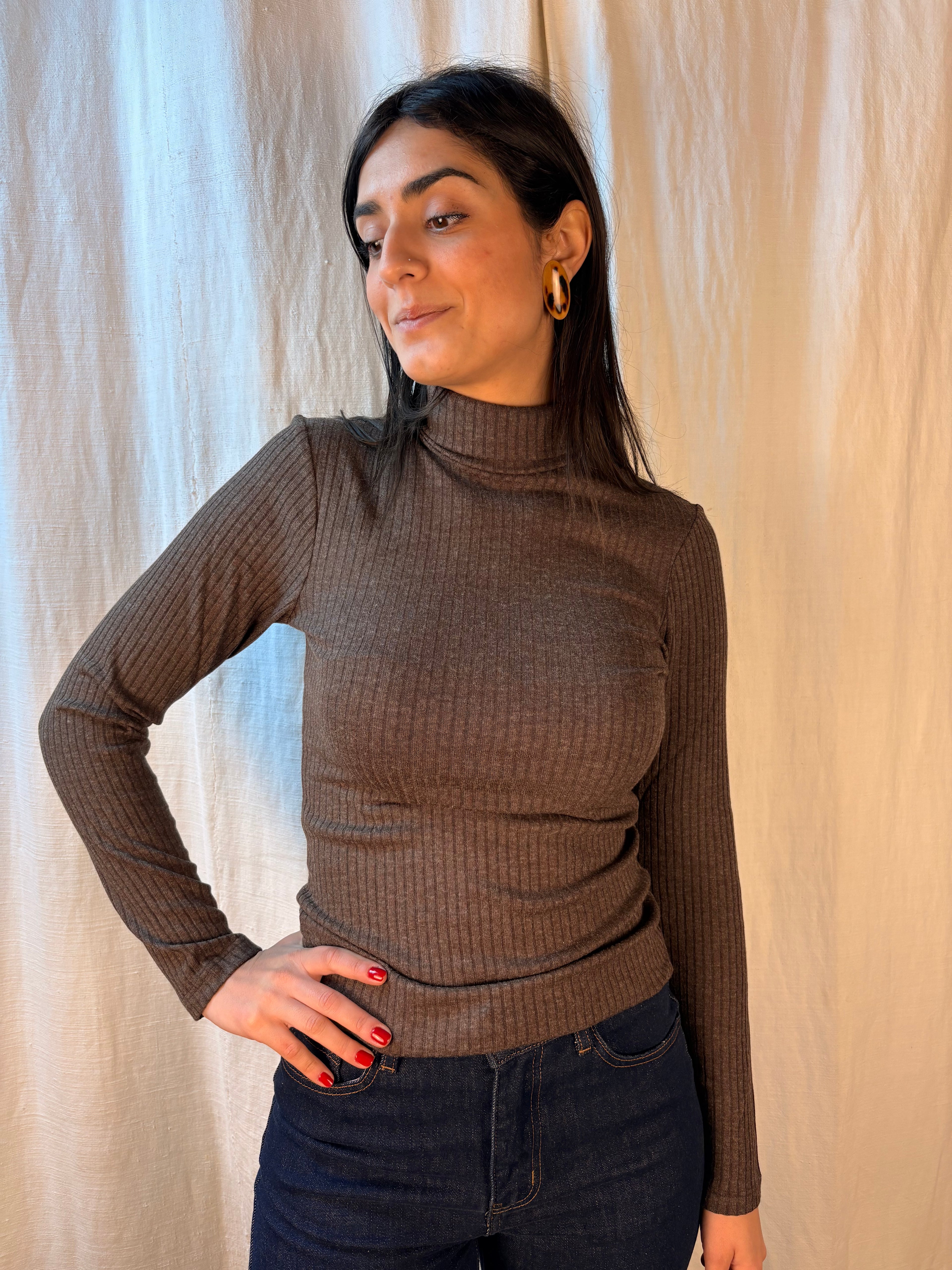 collo alto costine marrone