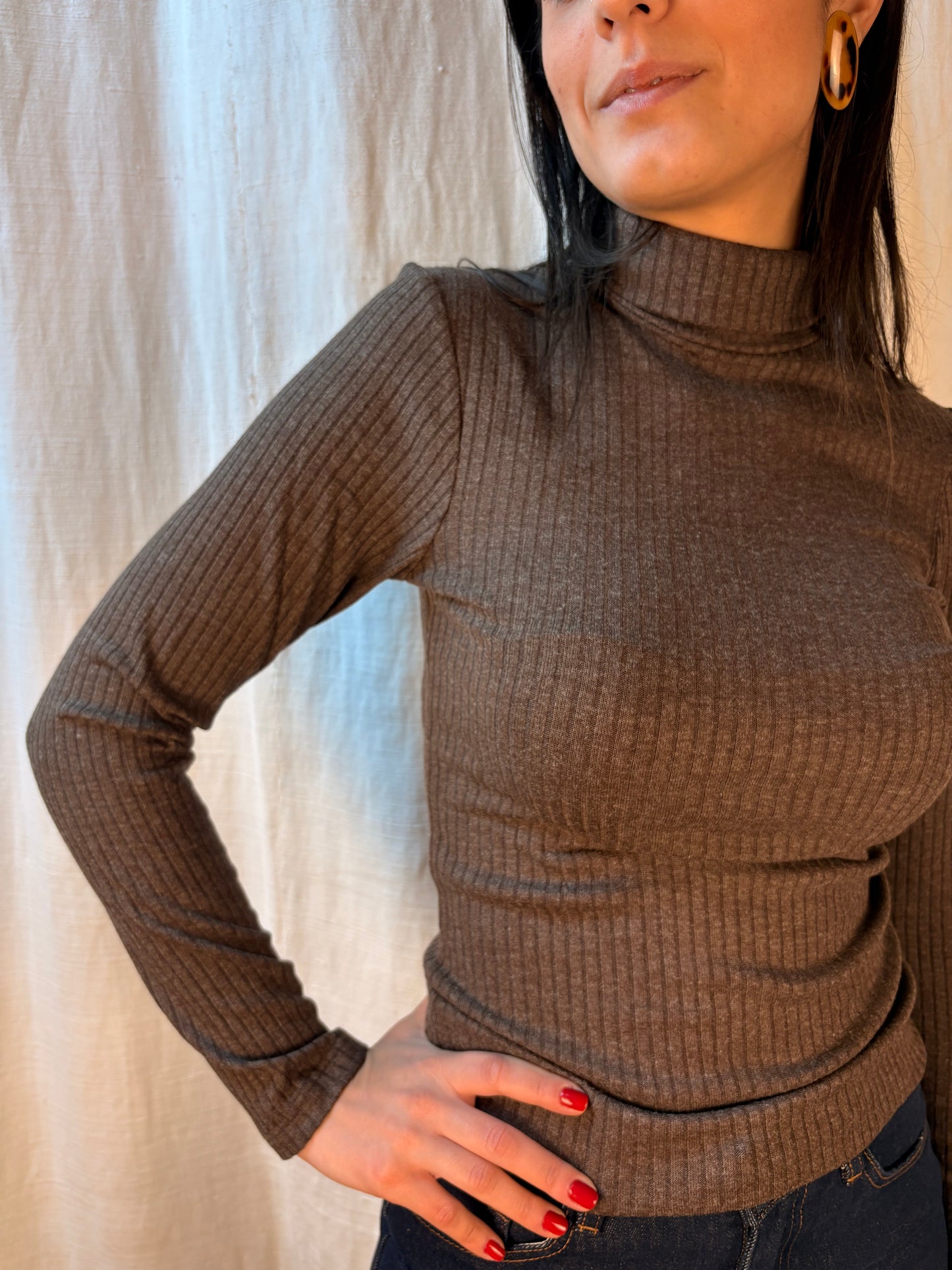 collo alto costine marrone