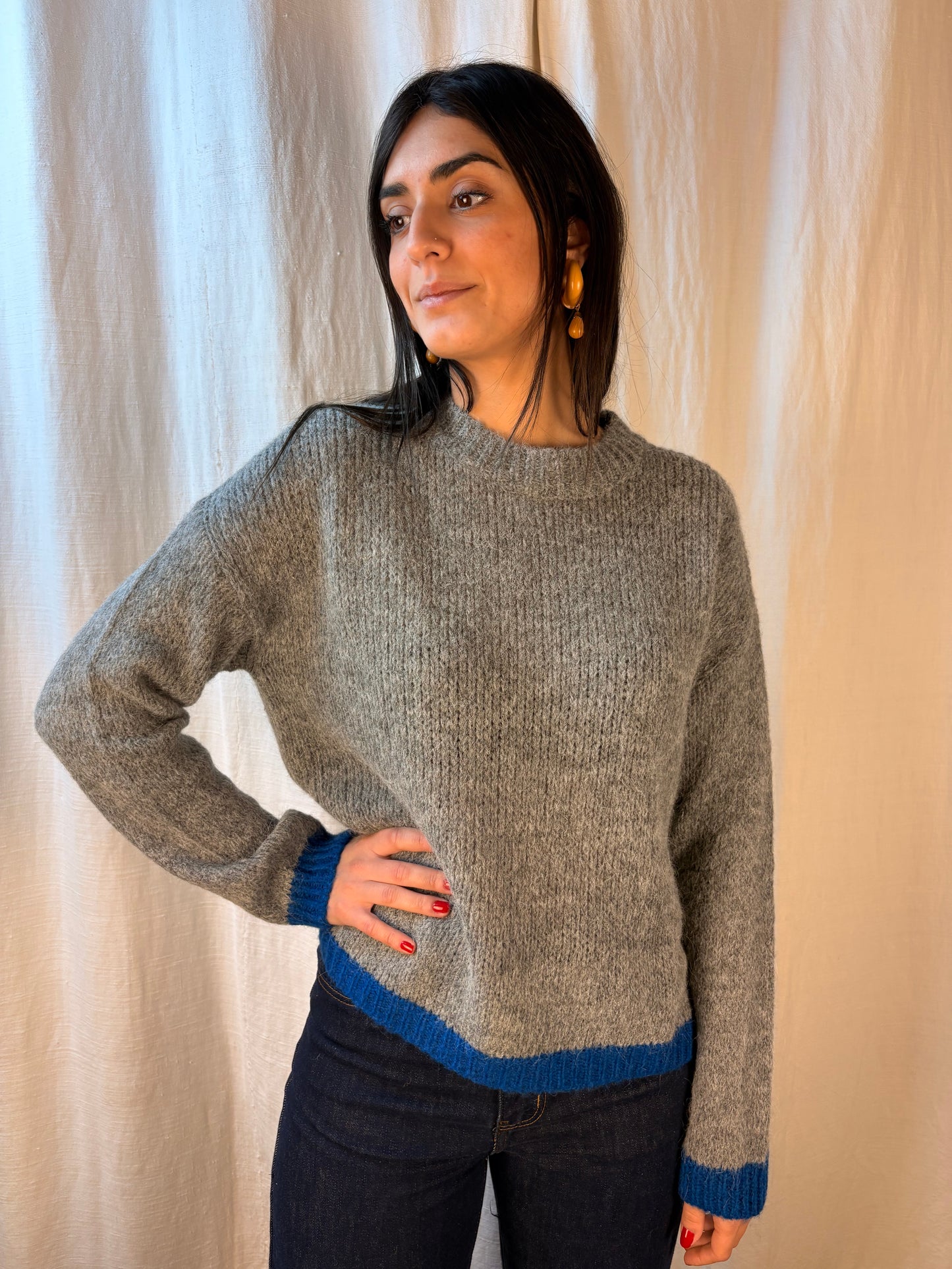 golfino grigio striscia blu