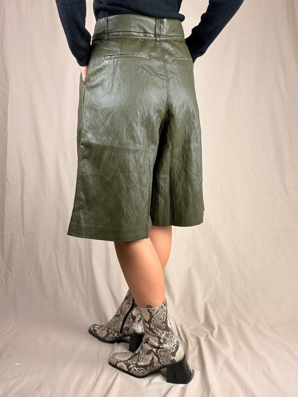 bermuda similpelle khaki
