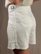 Shorts in Denim Bianco con Cinturino